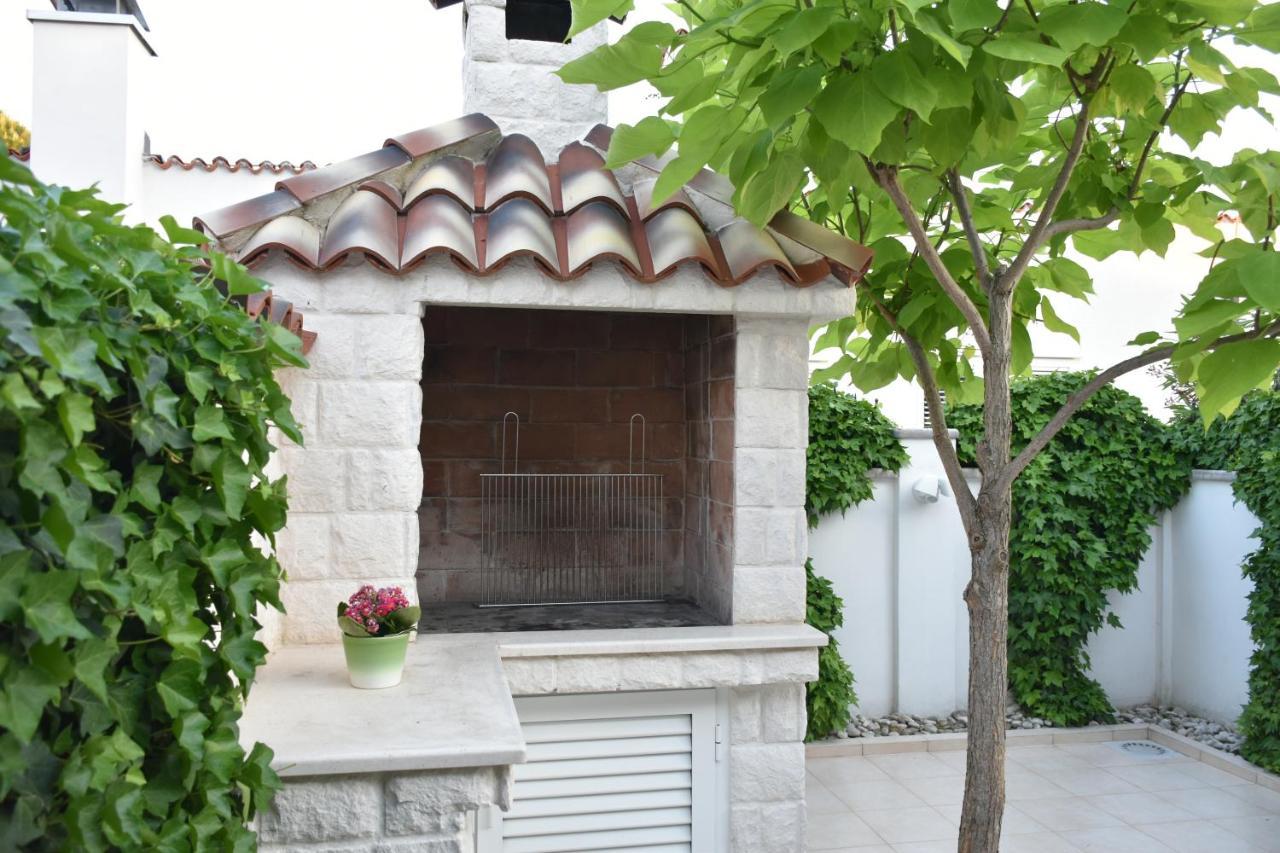 Holiday Home M&M Novigrad Istria エクステリア 写真